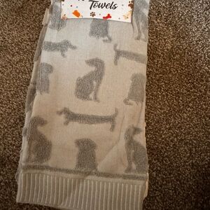 *NEW* Envogue set of 3 kitchen towels with dogs-black, gray, tan